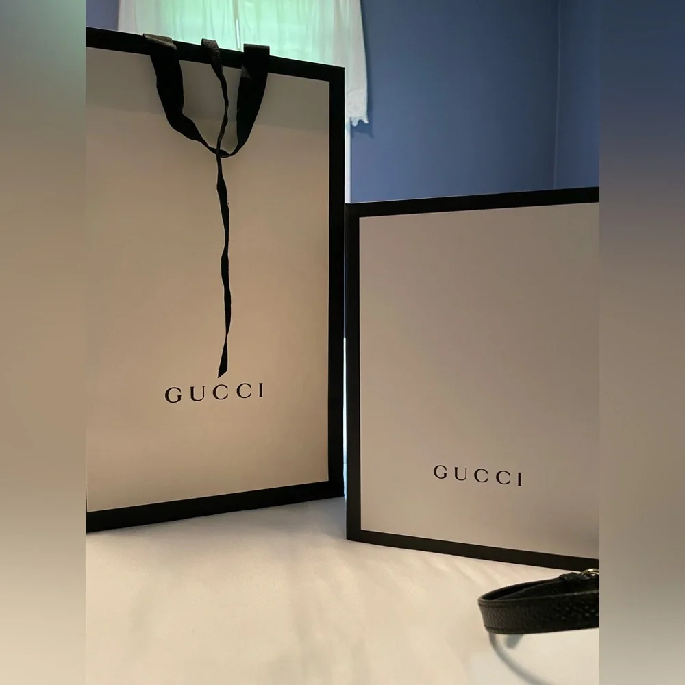 Gucci Soho Disco Crossbody - Picture 2 of 16